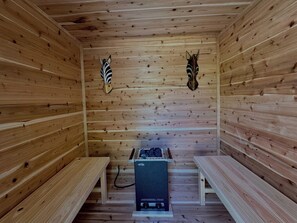 Sauna - Churaumi Aquarium is right nearby Children up to  / Kunigami-gun Okinawa (Kunigami-gun)