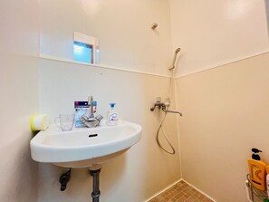 Hair dryer, towels