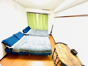 1 bedroom, desk, iron/ironing board, free WiFi