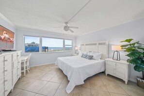 2 bedrooms, desk, iron/ironing board, travel cot