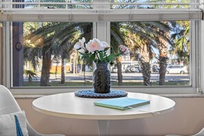 Interior - Perfect Family Getaway - Walk to Beach and Eats (St. Augustine)