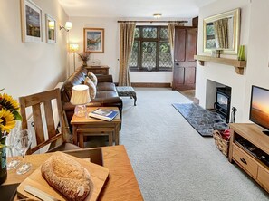 Televisie en een open haard