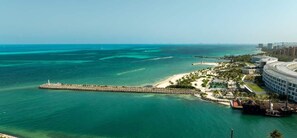 Beach nearby - Exclusive Condo | 2BR | Pool & Beach Access (Cancún)