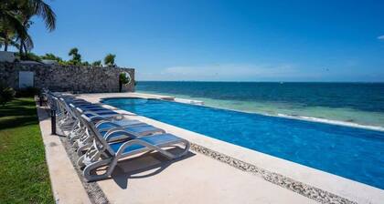 Casa Iguana | 4 BR | Beachfront Family Residence