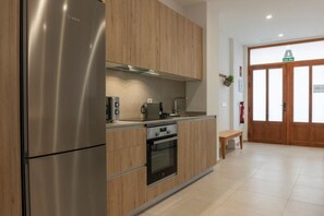 Fridge, microwave, oven, stovetop - VLC HOST - Alfaro A (Valencia)