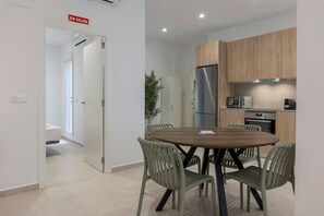 Dining - VLC HOST - Alfaro A (Valencia)