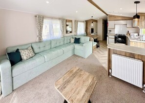 Living area - Elite 3 Bed with Decking (Nr New Quay, Cardiganshire)