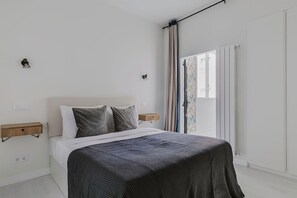 1 غرفة نوم ومكواة/لوح كي وواي فاي وملاءات أسرّة