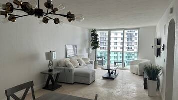 Smart TV, videogames