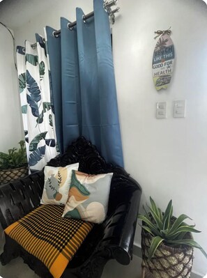 Interior - Ocean View Paradise in Puerto Galera (Puerto Galera)