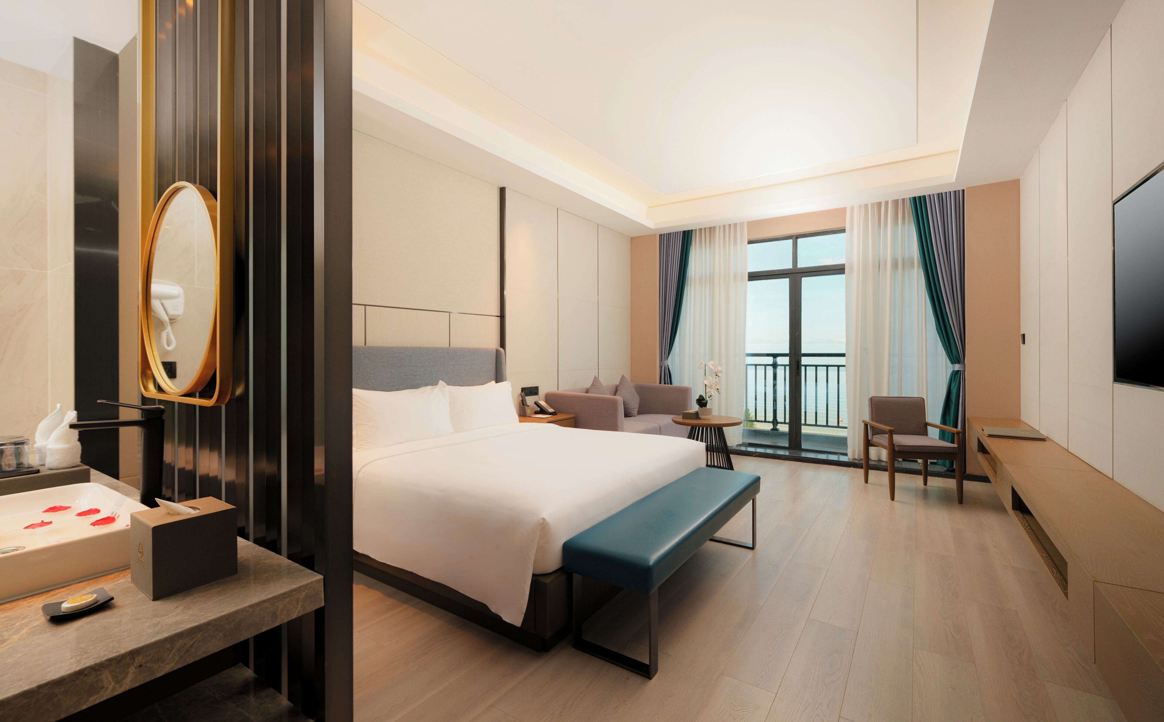 Deluxe Single Room, Balcony, Sea View