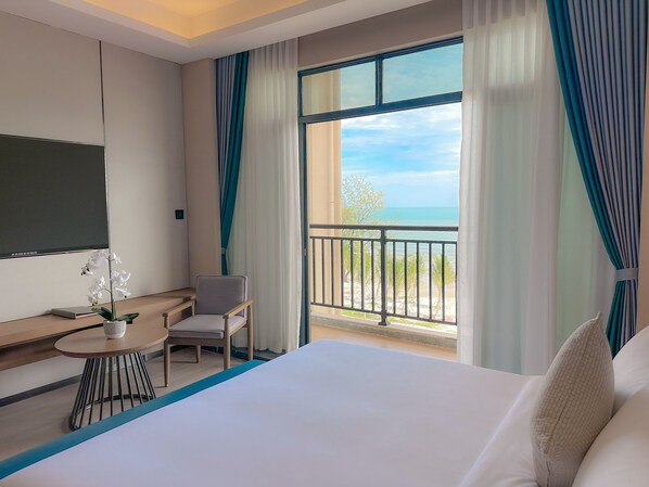 Premium bedding, minibar, in-room safe, desk - Donghu Resort Hotel (Sihanoukville)