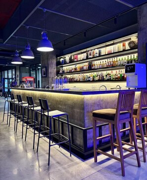 Bar (in der Unterkunft)