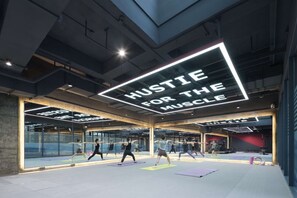 Yoga - Shanghai T Plus Hotel Residence (Shanghai)