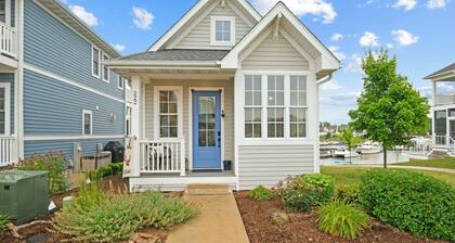 Charming, pet-friendly waterfront home