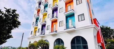 Mặt tiền nơi lưu trú