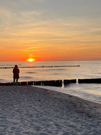 Beach nearby. Studio Apartment 'Mohnrot - Fulgenhaus' with Balcony