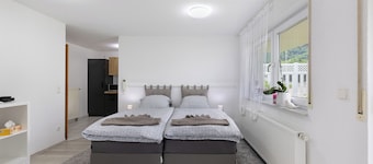 Appartement 'Albgängerle' avec vue sur les montagnes, terrasse privée et Wi-Fi