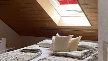2 bedrooms, free WiFi, bed sheets