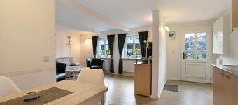 Apartamento 'Ketelsens Ferienwohnung' con jardín privado, balcón y Wi-Fi