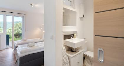 Ferienwohnung '1-Zimmer Am Hochwald' mit privater Terrasse, privatem Garten und WLAN