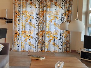 Tv, pejs, dvd-afspiller