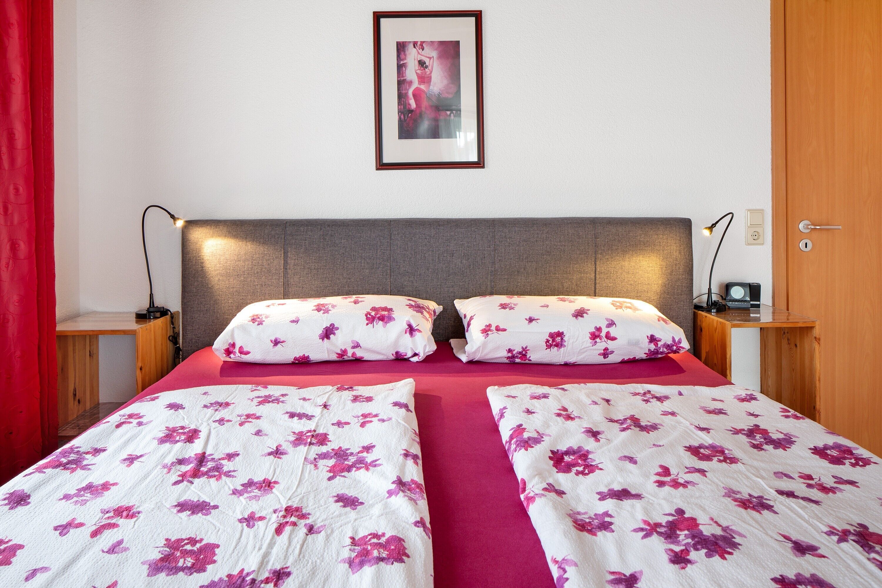 1 bedroom, free WiFi, bed sheets