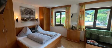 2 soveværelser, strygejern/strygebræt, gratis Wi-Fi, sengetøj