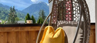 Apartment 'Frauenmantel Mit Extra Doppelzimmer' with Mountain View, Shared Pool and Wi-Fi