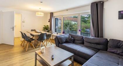 'Fewo am Park' mit Bergblick und Balkon
