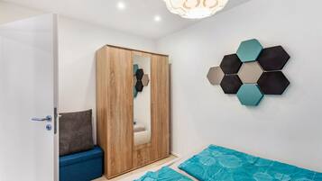 1 bedroom, iron/ironing board, free WiFi, bed sheets