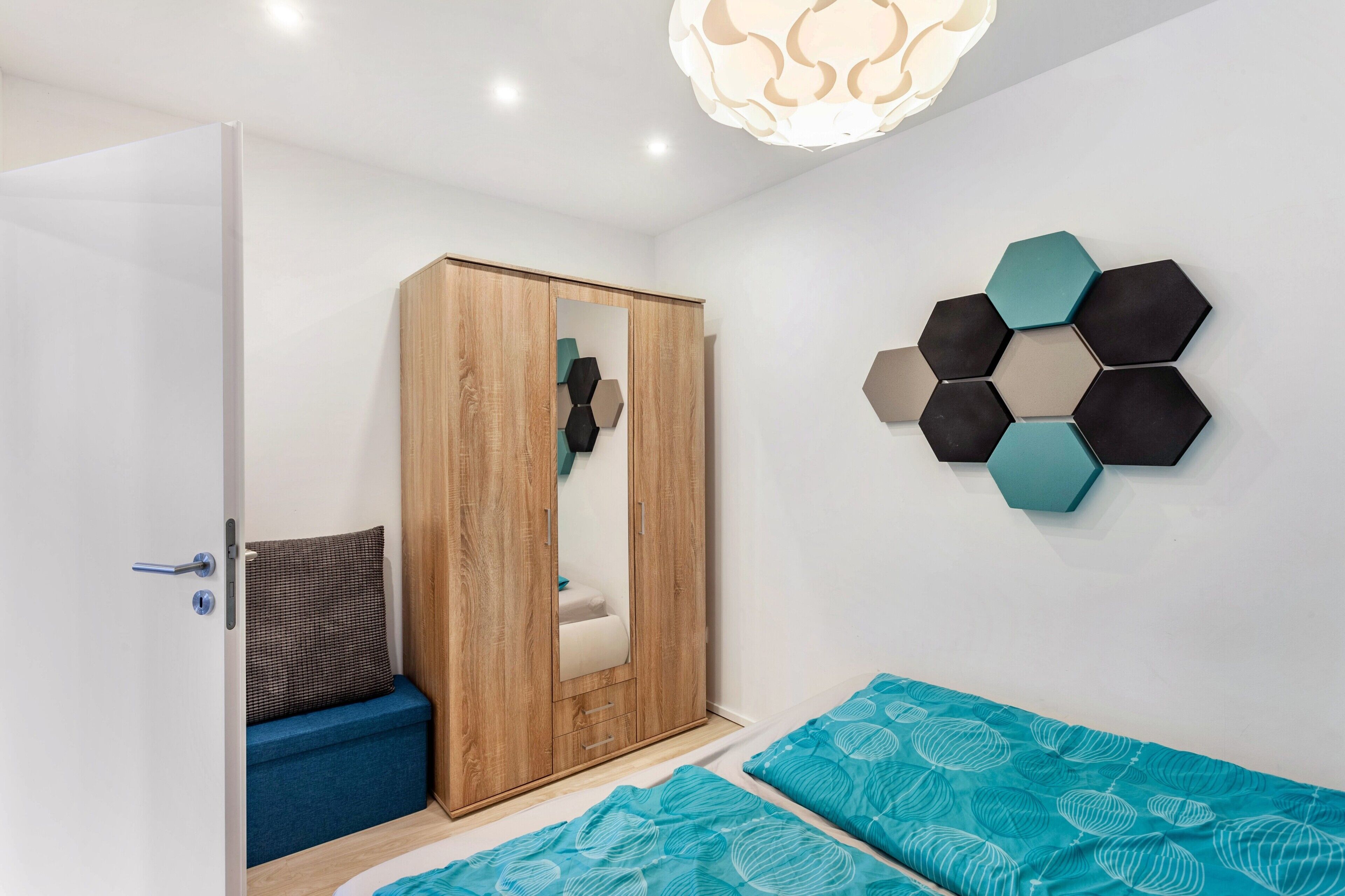 1 bedroom, iron/ironing board, free WiFi, bed sheets