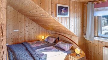 2 bedrooms, free WiFi, bed sheets