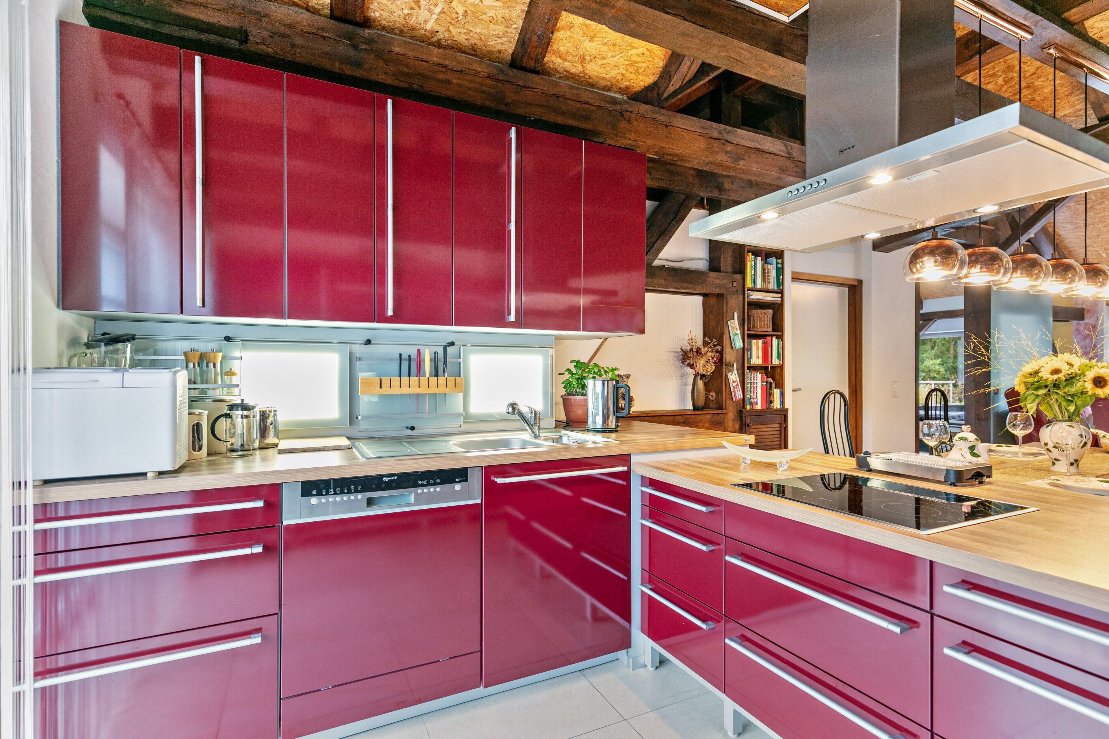 Réfrigérateur, four, plaque de cuisson, lave-vaisselle