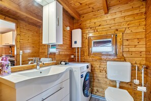 Dusche, Haartrockner, Handtücher