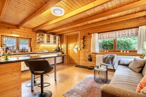 Unclassified image, 5 of 22, button - Holiday Home 'Haus Grün' suitable for wheelchairs (Scheibenberg)