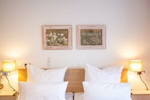 1 slaapkamer, een bureau, gratis wifi, beddengoed