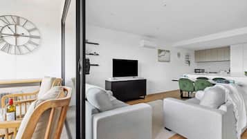 TV, offices
