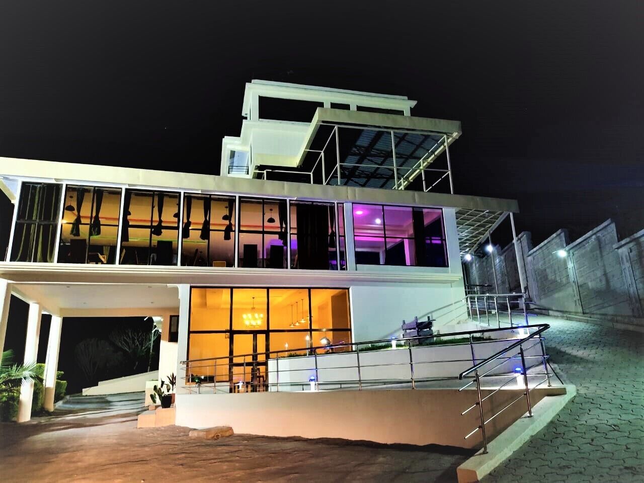 Fachada da propriedade