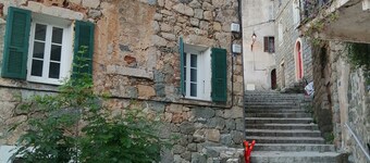 10mn des plages - Olmeto village App 4P