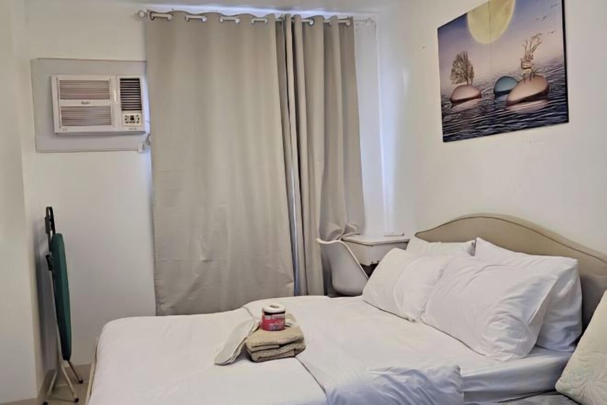 Ropa de cama de alta calidad, cubrecamas y colchones con efecto memoria