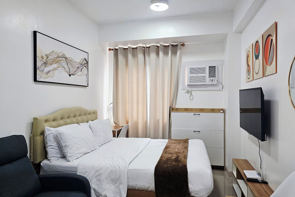 Standard-Studio, 1 Queen-Bett, Stadtblick