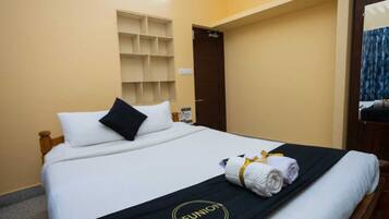 2 bedrooms, WiFi, bed sheets