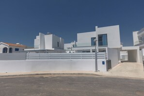 Exterior - Protaras Semeli Villa Se8 (Paralimni)