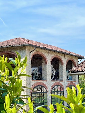 Esterni. Casale Milleseicento