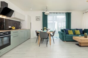 アパートメント 1 ベッドルーム テラス | リビング エリア