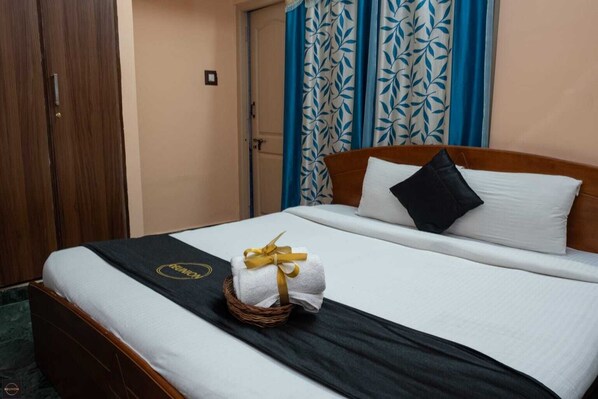 2 bedrooms, WiFi, bed sheets