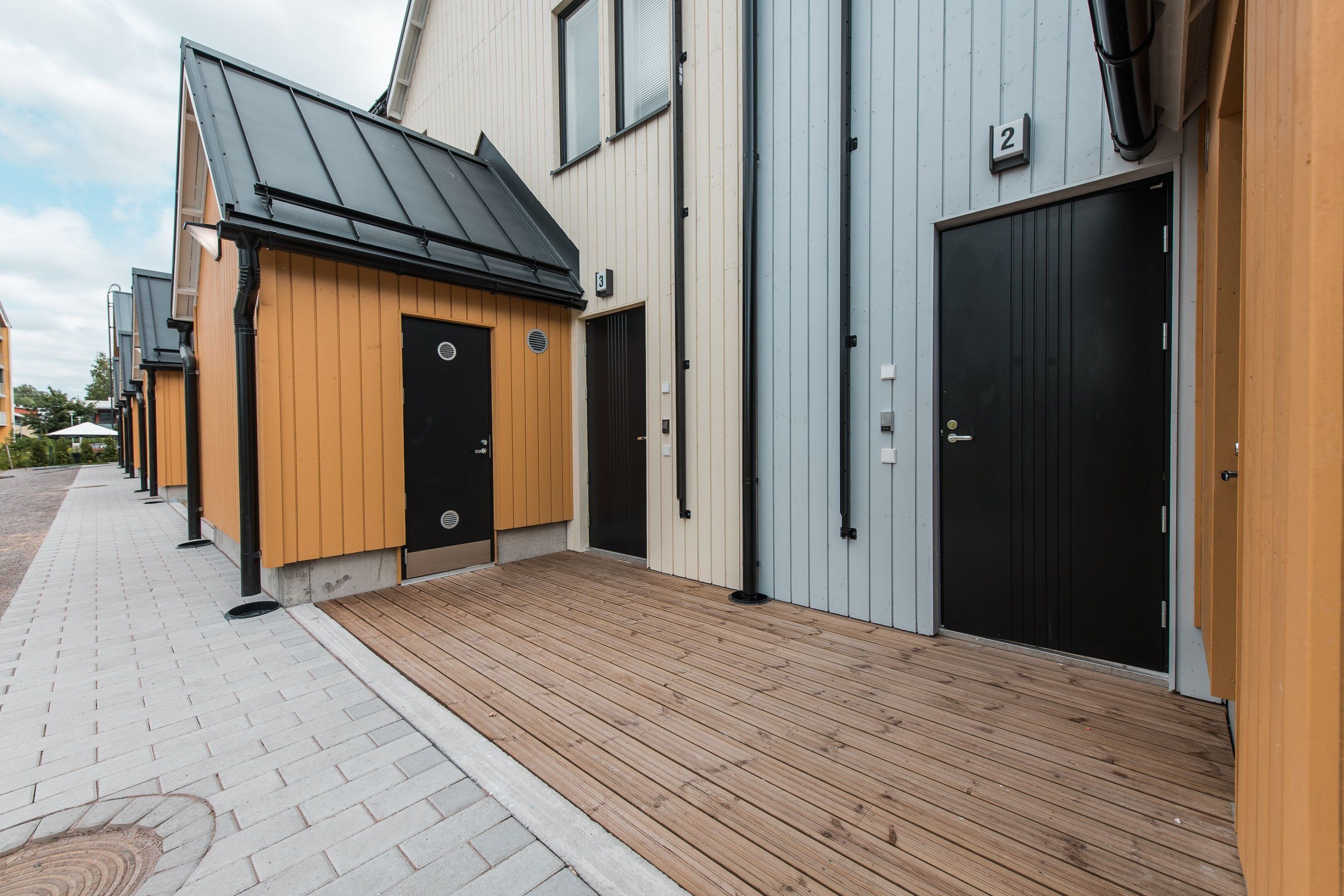 المنشأة من الخارج