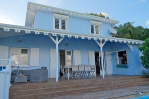 Outdoor dining - Villa Indigo (Le Diamant)