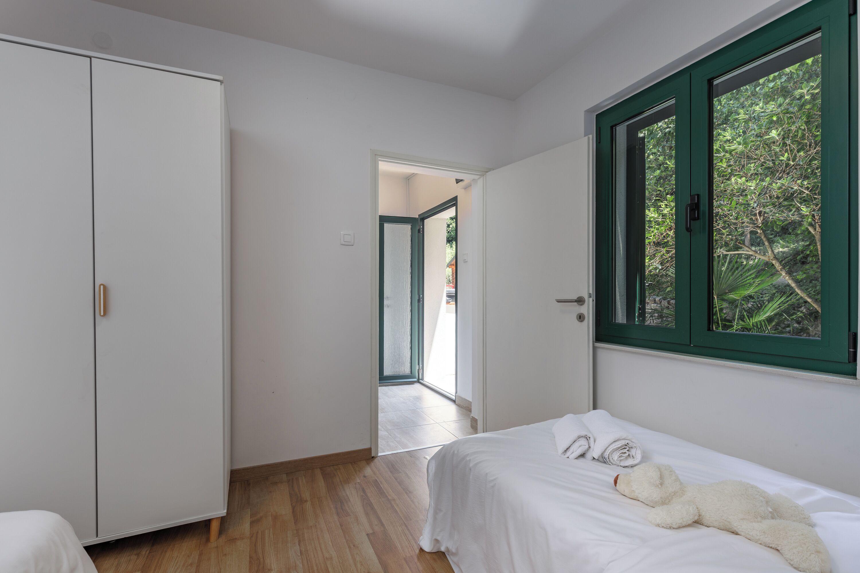 Family House, Multiple Bedrooms, Mountainside (Beachside House Lara) | 2 bedrooms, iron/ironing board, free WiFi, bed sheets